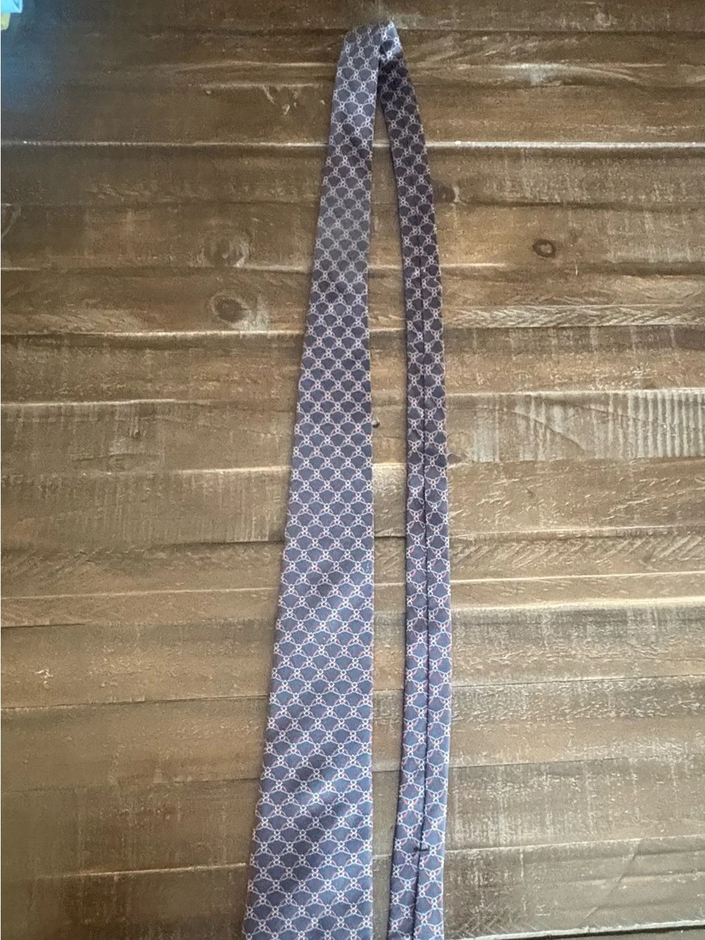 Saks Fifth Avenue Men’s Silk Tie Navy Red Geometric Made in USA